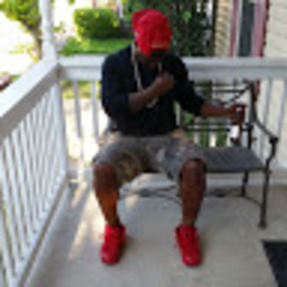 Meet your Posher, Tray